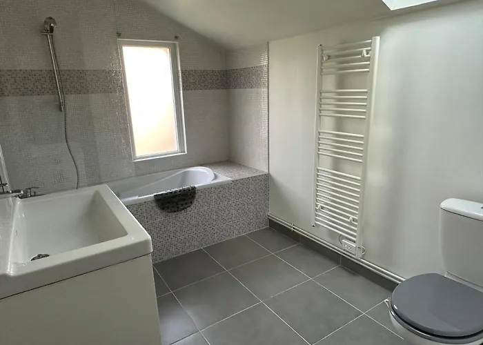 La Maison Des Declos Avec Parking Privé