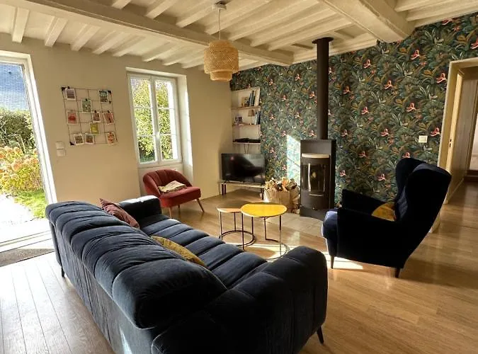 Holiday home La Maison Des Declos Avec Parking Prive Bayeux