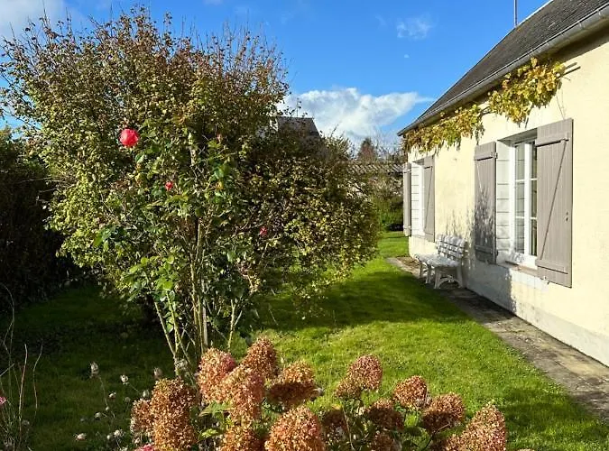 Feriehus La Maison Des Declos Avec Parking Prive *